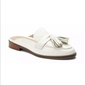 Vionic Tassle Mules